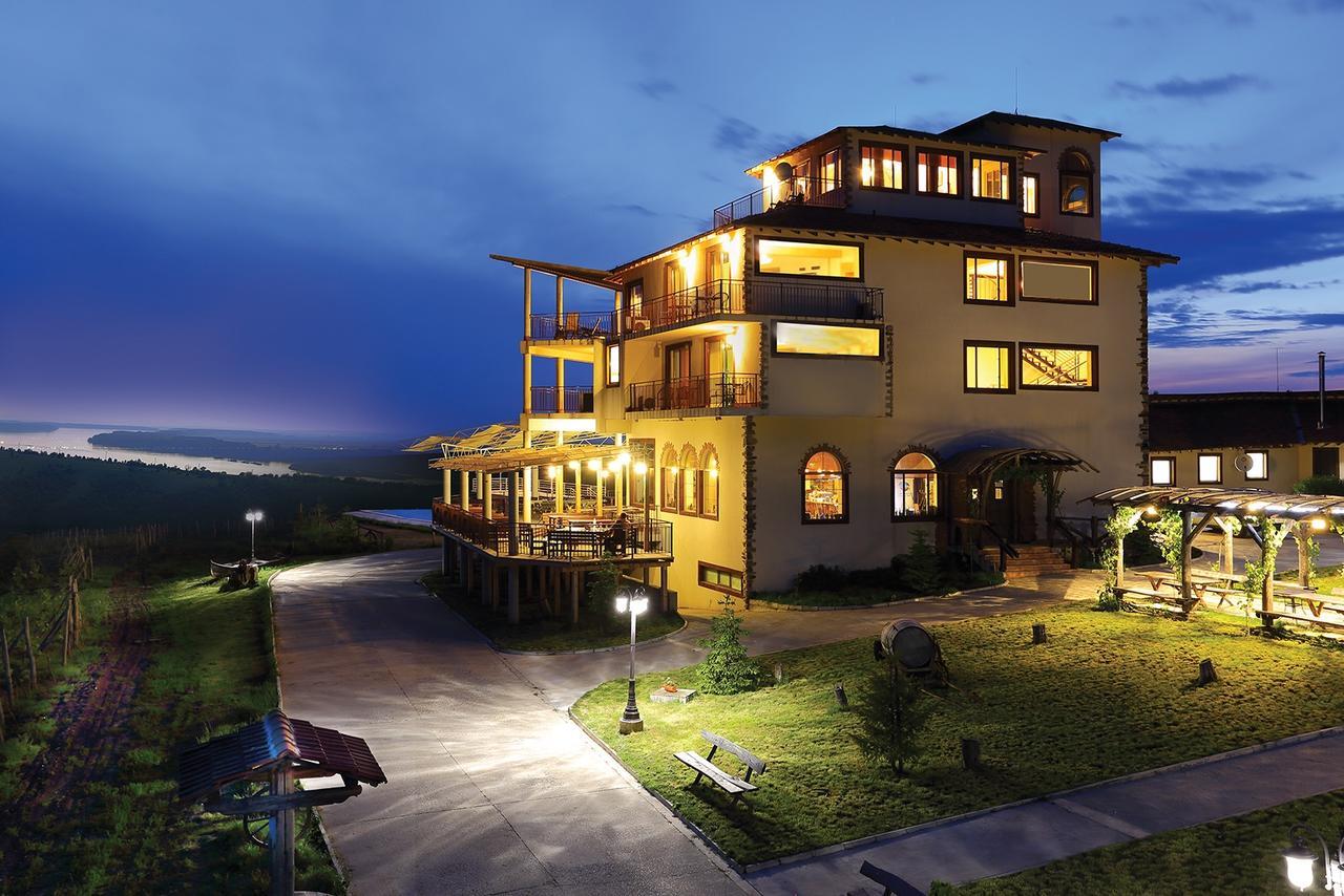Seven Generations Winery Hotel Mechka Exterior foto