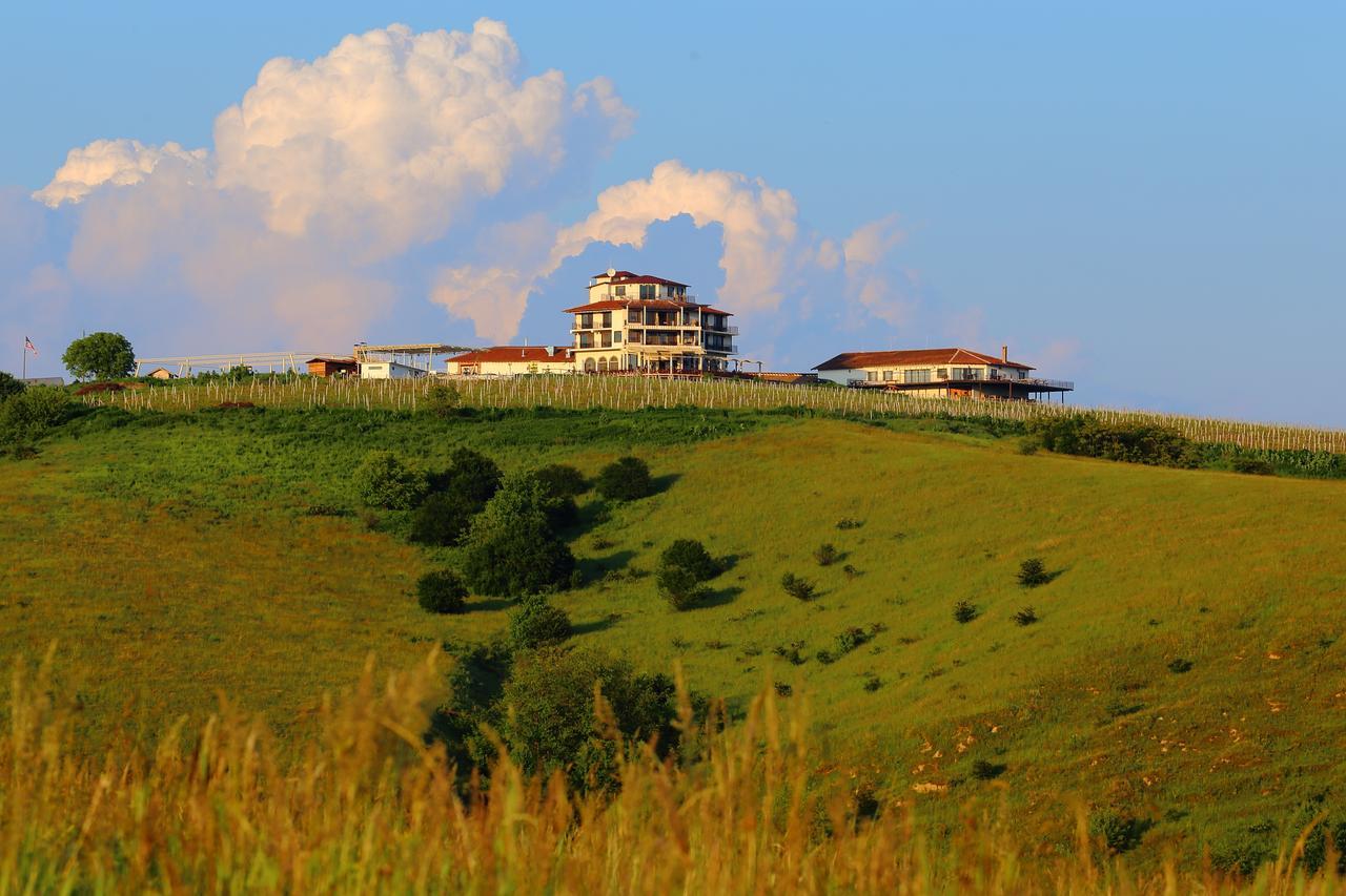 Seven Generations Winery Hotel Mechka Exterior foto