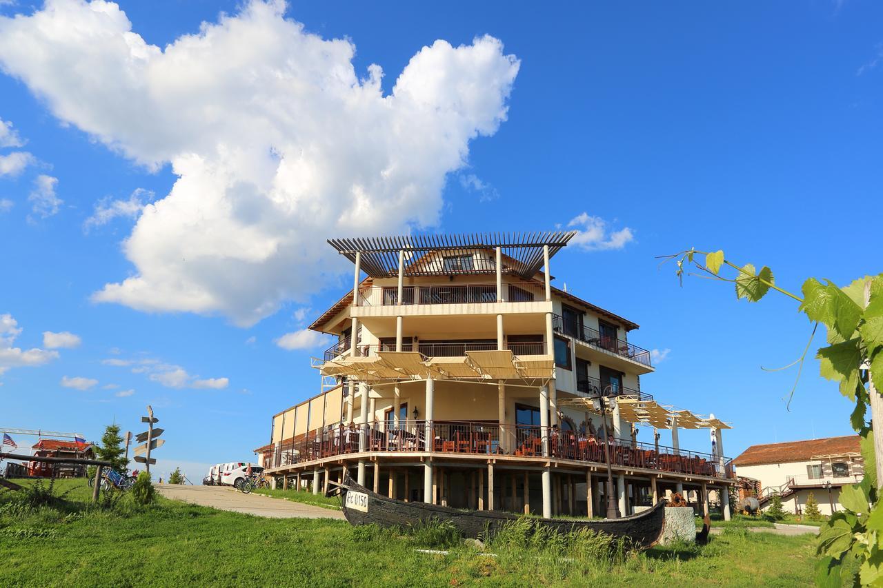 Seven Generations Winery Hotel Mechka Exterior foto