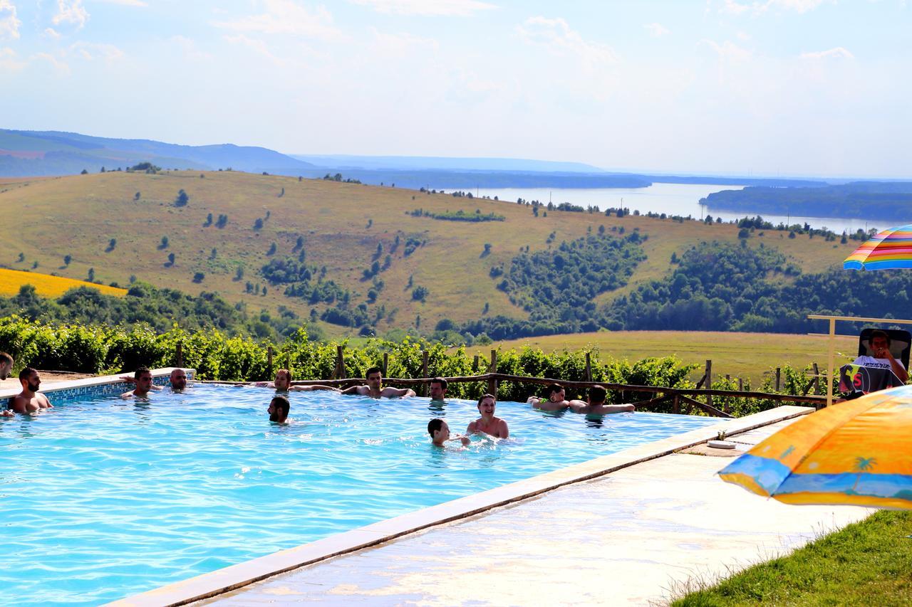 Seven Generations Winery Hotel Mechka Exterior foto