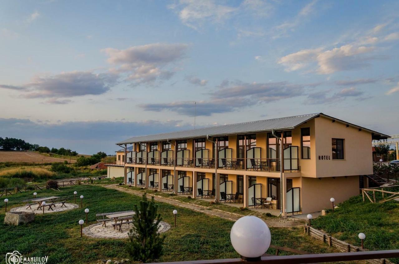 Seven Generations Winery Hotel Mechka Exterior foto